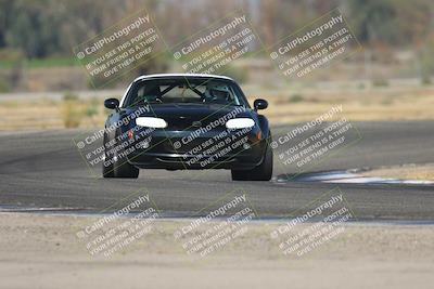 media/Sep-20-2025-Extreme Speed (Sat) [[1fcc23683c]]/Orange (Mid Intermediate)/Session 1 (Sunset)/